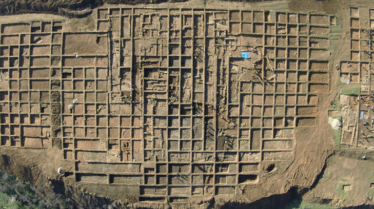 Уникални находки, открити при строителството на АМ „Струма“, се представят на националната изложба „Българска археология 2017“