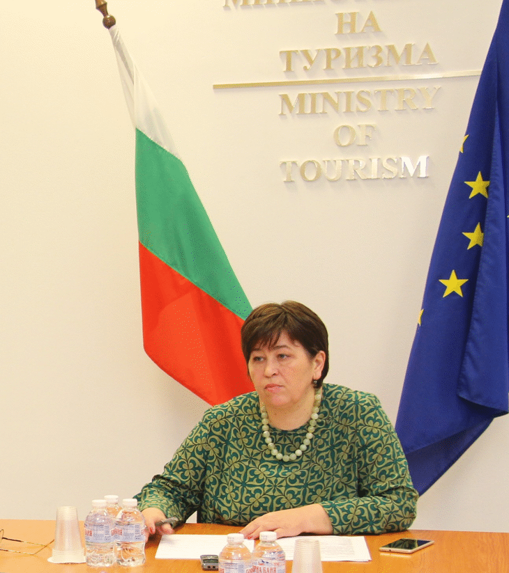 Министрите Стела Балтова и Пламен Узунов обсъдиха съвместни мерки за предстоящия летен туристически сезон