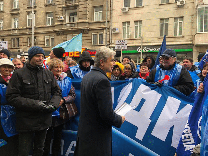 Министър Димов: Енергетиците имат подкрепата на МОСВ в преговорите по климатичните промени