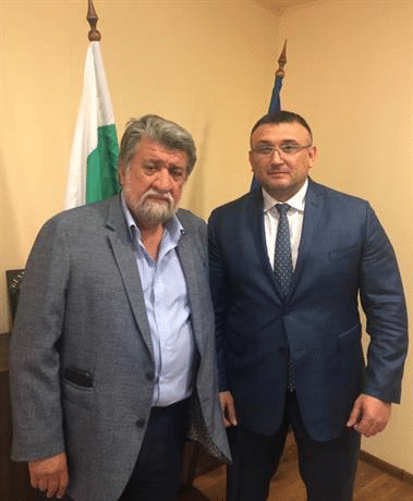 Министър Маринов проведе работна среща с председателя на парламентарната комисия по културата и медиите