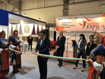 Заместник – министър Борисов: Текстилната промишленост формира 8% от общия износ на страната