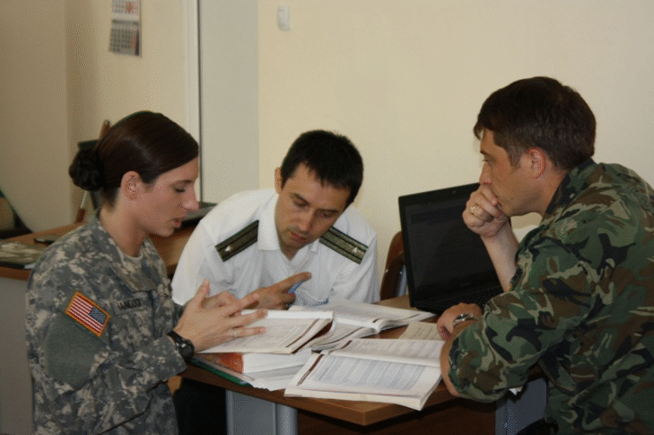 Департамент „Чуждоезиково обучение“ на НВУ „Васил Левски“ получи безусловна пълна акредитация от НАТО