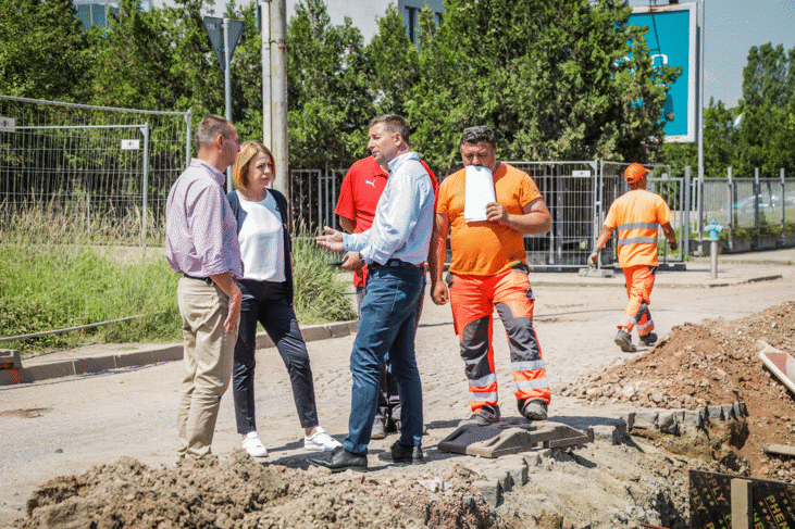Продължава основния ремонт на бул.“Първа българска армия“