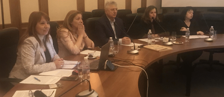 ПО ПОКАНА НА ПРЕДСЕДАТЕЛЯ НА ДЪРЖАВНАТА АГЕНЦИЯ ЗА ЗАКРИЛА НА ДЕТЕТО СЕ СЪСТОЯ СРЕЩА МЕЖДУ АГЕНЦИЯТА, СЕМ И АБРО