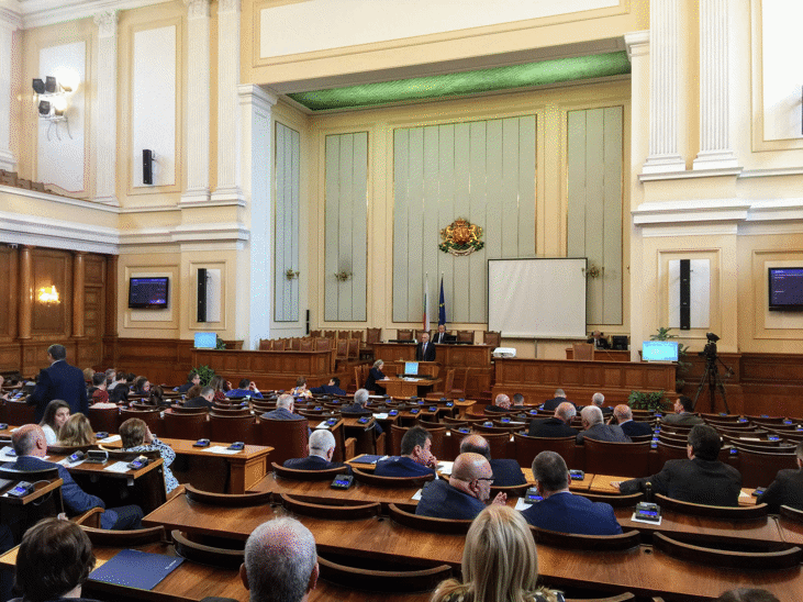 НАРОДНОТО СЪБРАНИЕ ПРИЕ ГОДИШНИЯ ДОКЛАД ЗА ДЕЙНОСТТА НА КЕВР ЗА 2018 г.