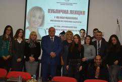 Омбудсманът Мая Манолова изнесе лекция за борба с корупцията пред студенти от УНСС