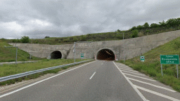 Утре за изграждане на станция на мобилен оператор ще бъде ограничено преминаването в тръбата за Благоевград на тунел „Кочериново“ на АМ „Струма“