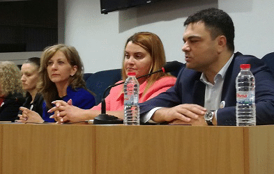 Росица Димитрова: Деинституционализацията на услугите за възрастните и хората с увреждания ще започне през 2018 г.