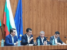 Министър Петков е на работно посещение в "Мини Марица-изток"