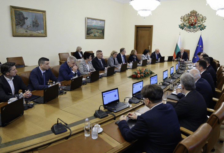 Премиерът Росен Желязков към министрите: От Вас искам не оправдания, а решения