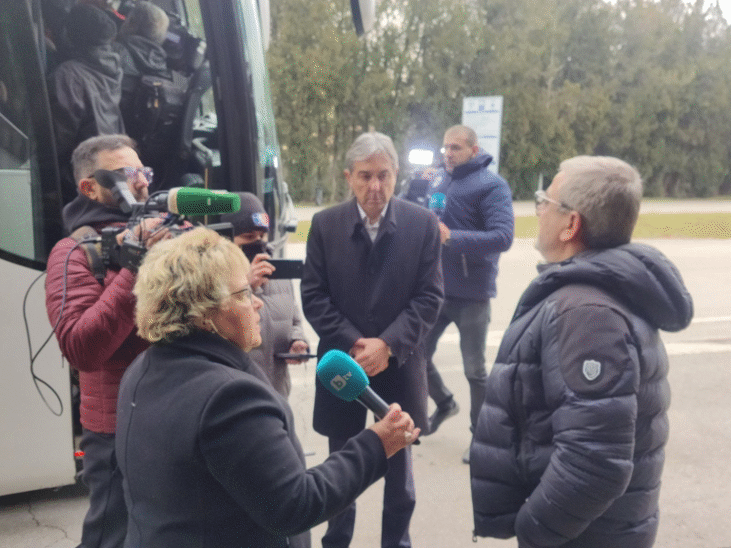 Два автобуса с български граждани, евакуирани от Украйна, вече пристигнаха в България