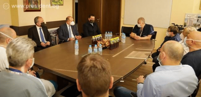Румен Радев: Българските медици трябва да получат необходимия социален статус, квалификация и условия на труд за високоблагородната си дейност