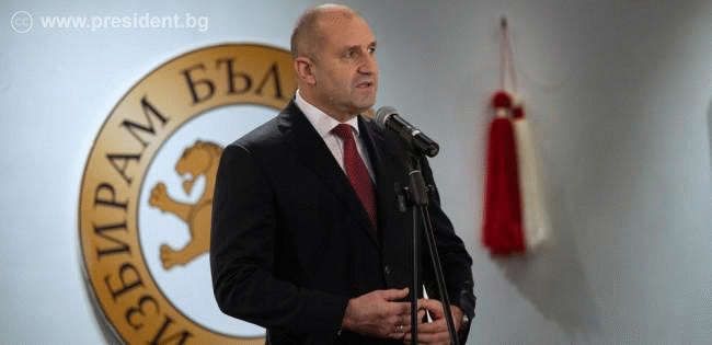 Президентът: През изминалите кризи българските малки и средни предприятия се доказаха като надежден доставчик на качествени храни и стоки