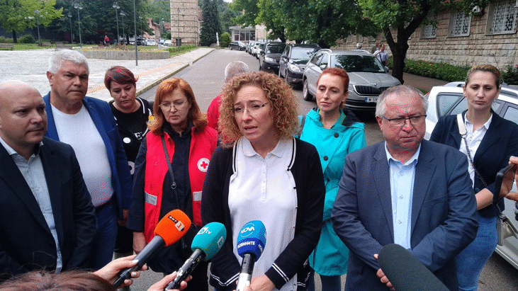 Министър Шалапатова: Още През Юни Пострадалите От Наводненията Ще Получат Еднократна Помощ До 1512 Лв.