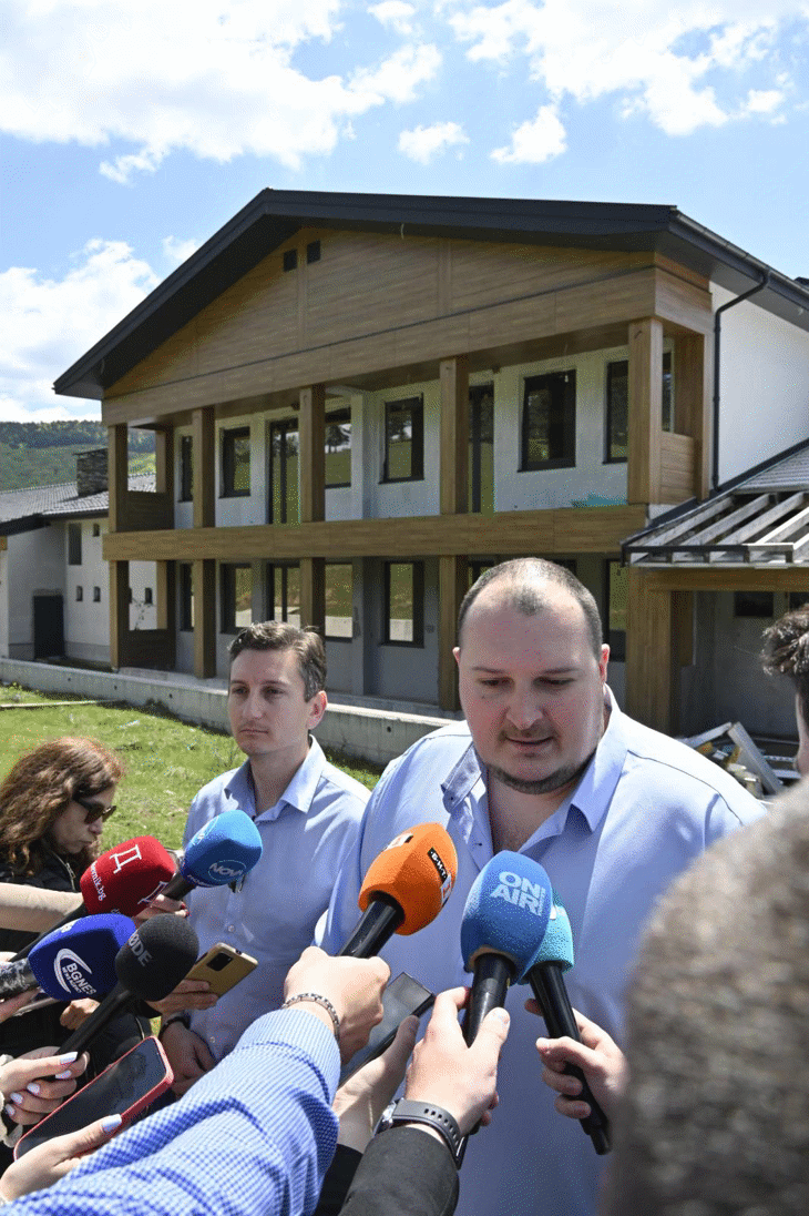 Столичната община продължава и ще завърши премахването на незаконните постройки край язовир „Искър“
