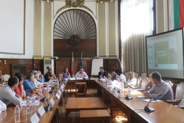 Министър Порожанов  обсъди с представители на производителите на плодове и зеленчуци промените в обвързаната подкрепа след 2019 г.