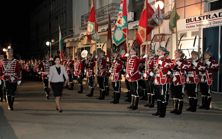 Председателят на Народното събрание Цвета Караянчева и народни представители участваха в тържественото отбелязване на 106-ата годишнина от освобождението на Петрич