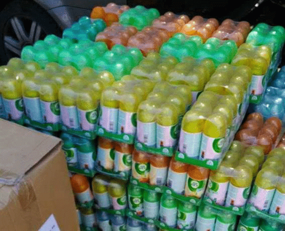 Столични полицаи иззеха голямо количество артикули, имитиращи известни търговски марки