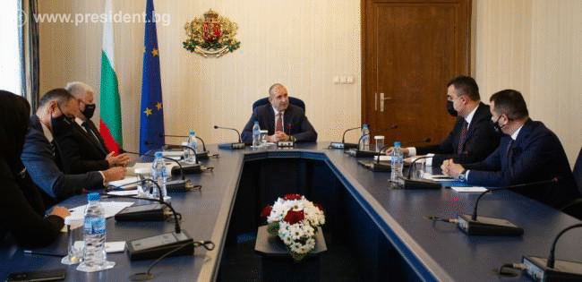 Президентът Румен Радев се срещна с ръководството на Българската банка за развитие във връзка с домакинството на страната ни на инициативата „Три морета“