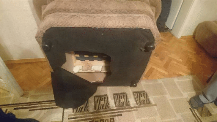 Петима са задържани за телефонни измами