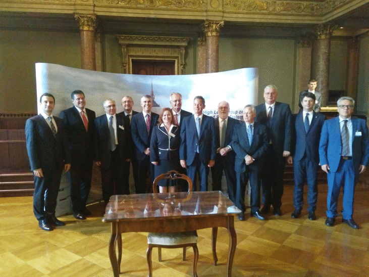 Разширява се сътрудничеството между страните от Централна и Югоизточна Европа и в сферата на електроенергийния отрасъл