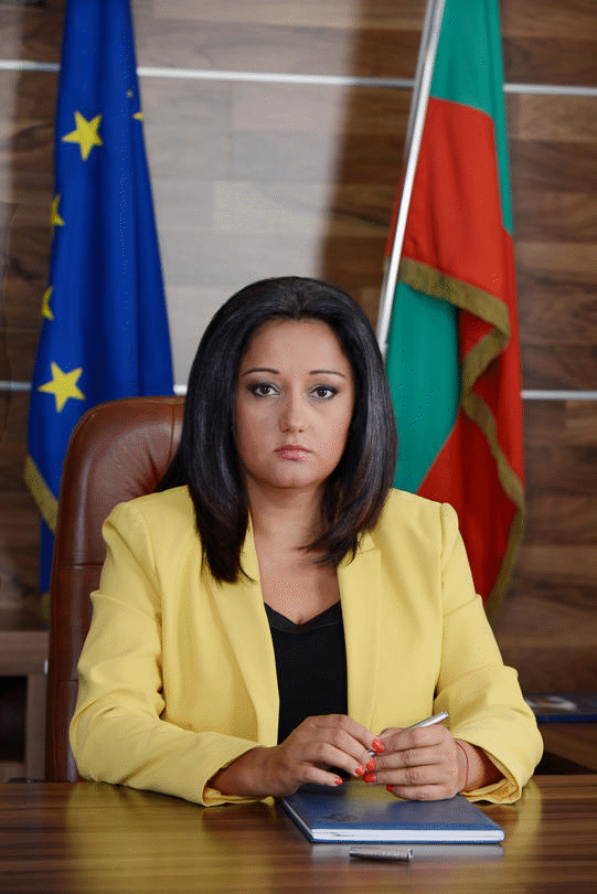 Министър Лиляна Павлова: През септември започва строителството на АМ „Струма“ между Кресна и Сандански