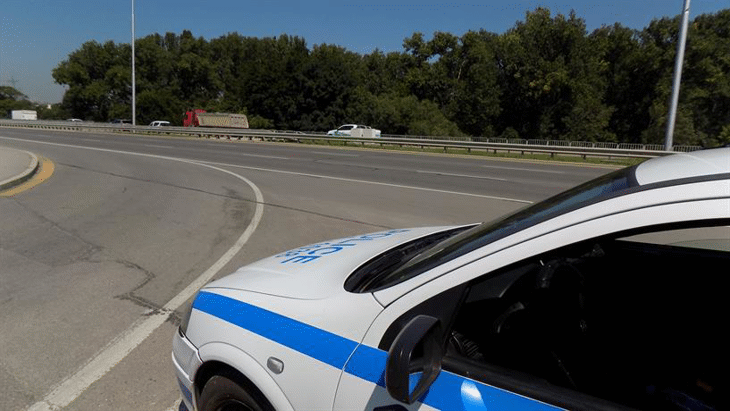 Продължават проверките по основните пътни направления на страната