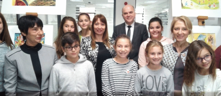 КОФЕРЕНЦИЯ ПОСВЕТЕНА НА ПРАВОТО НА МЛАДИТЕ ХОРА НА КАЧЕСТВЕНА ОБРАЗОВАТЕЛНА СРЕДА