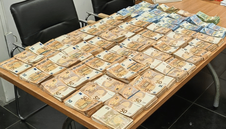 Районна прокуратура-Хасково привлече като обвиняем турски гражданин за недекларирана валута за общо 617 279 лева, открити в товарен автомобил на ГКПП - Капитан Андреево