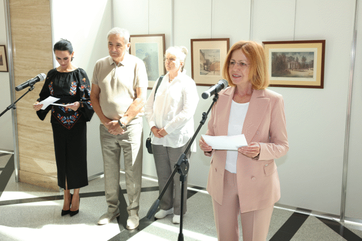 В навечерието на Деня на София – 17 септември, и празника на Светите мъченици София, Вяра, Надежда и Любов в Народното събрание беше открита изложбата графика „Софийски офорти – разходка в миналото“