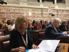 Мая Манолова поиска подкрепа от омбудсмана на Гърция за проблемите на сънародниците ни с пенсиите и шофьорските книжки