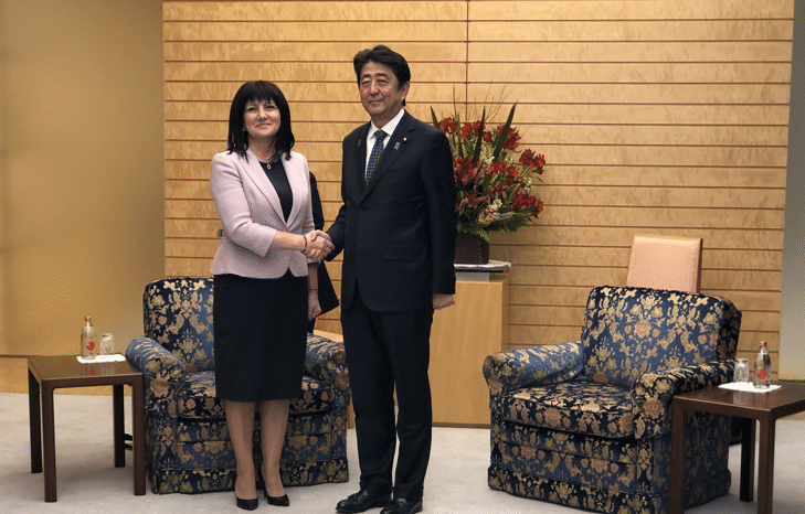 Цвета Караянчева пред японския премиер Шиндзо Абе: Да удвоим усилията си японските инвестиции в България да нараснат