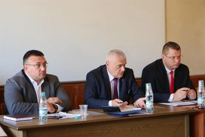 Министър Радев се срещна със състава на РУ- Елин Пелин и кметовете от региона