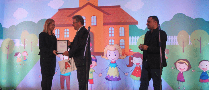 Зам.-председателят на ДАЗД връчи наградата „Спасител на детството“ в категория „Социален работник“