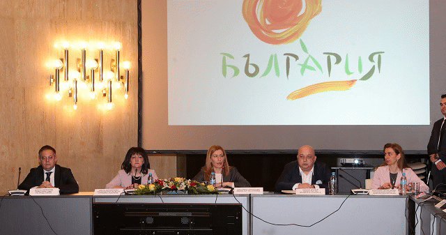 Красен Кралев: Спортът помага за развитието 
на туризма в България