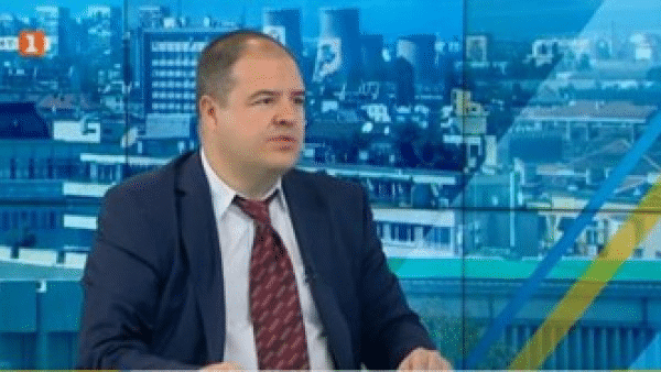 Парите на туристите ще бъдат връщани най-рано есента
