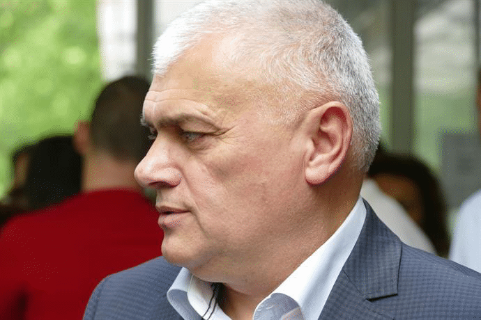 Министър Валентин Радев ще посети Елин Пелин