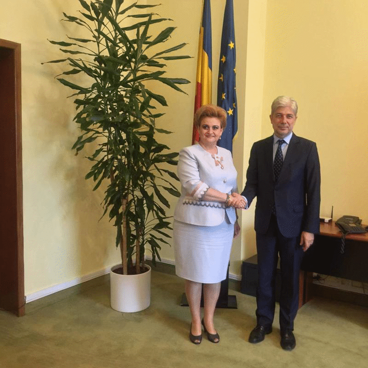 Министър Димов сподели опита от европредседателството с румънския си колега