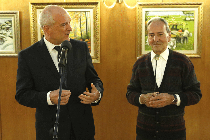 Пейзажи от красиви местности и от китни български градчета представя изложбата на художника Данаил Игнатов в Народното събрание