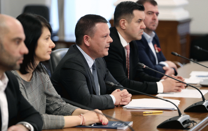 Вицепремиерът Христо Алексиев: Не обявяваме война на търговските вериги, но сме длъжни да защитим интереса на хората