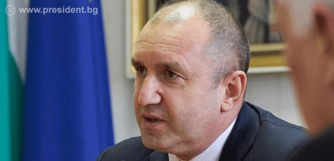 Румен Радев: Не бива да допускаме здравната криза да стане хуманитарна
