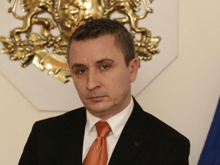 Поздрав от министъра на енергетиката Александър Николов по случай деня на енергетика