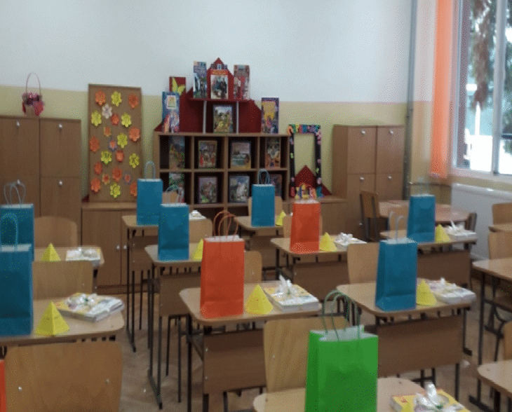 Повече От 700 000 Ученици Влизат В Клас