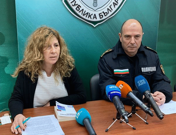 Директорът на ОДМВР-Бургас и административният ръководител на районната прокуратура предоставиха подробности за успешното разследване на три досъдебни производства