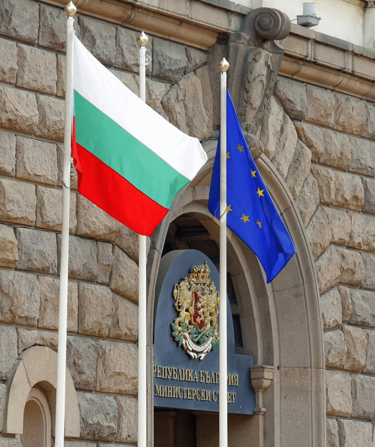Назначени са трима нови заместник-министри в две министерства