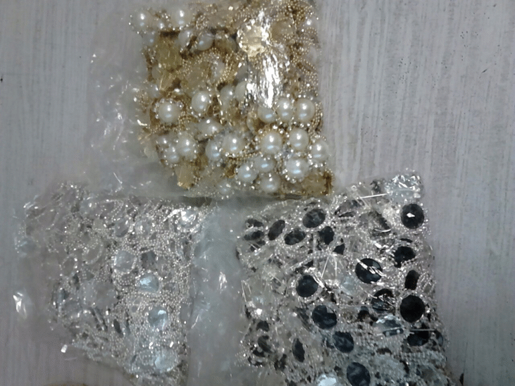 Контрабандна масова бижутерия задържаха митническите служители на Малко Търново