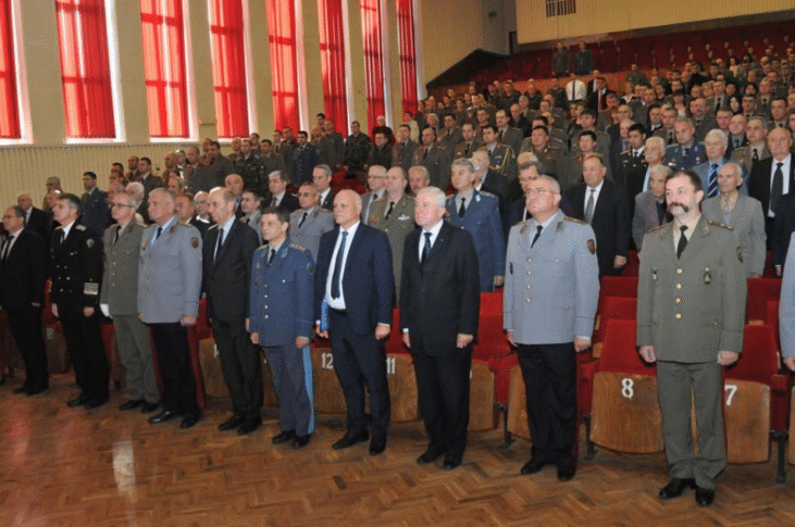 Най-големият вид въоръжени сили - Сухопътните войски, отбелязаха своя боен празник