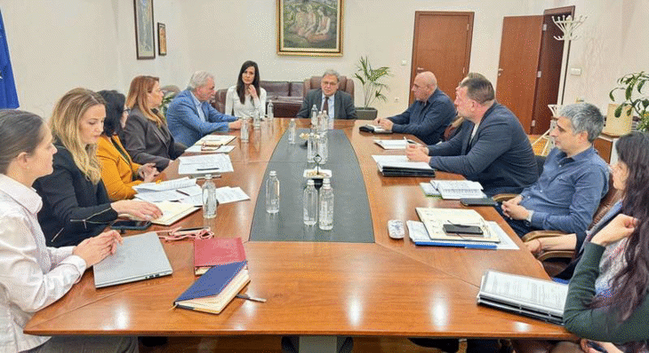 МОСВ и КЗК проведоха работна среща за подобряване на системата с продуктовите такси