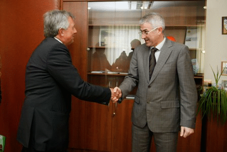 Заместник-министър Марков се срещна с генералния секретар на Европейската федерация по хандбал Михаел Видерер