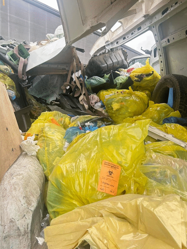 Не е констатиран екологичен риск при пътния инцидент с медицински отпадъци